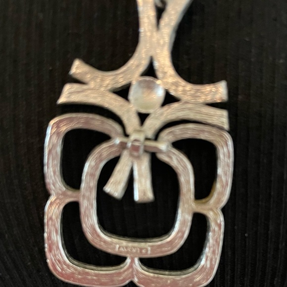 Vintage Avon 1974 Mayan Silver Pendant Necklace - Picture 6 of 7